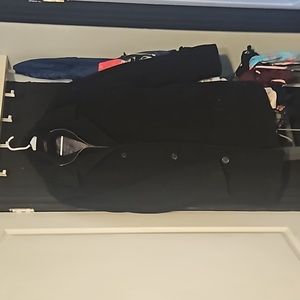 Alfred sung  large black